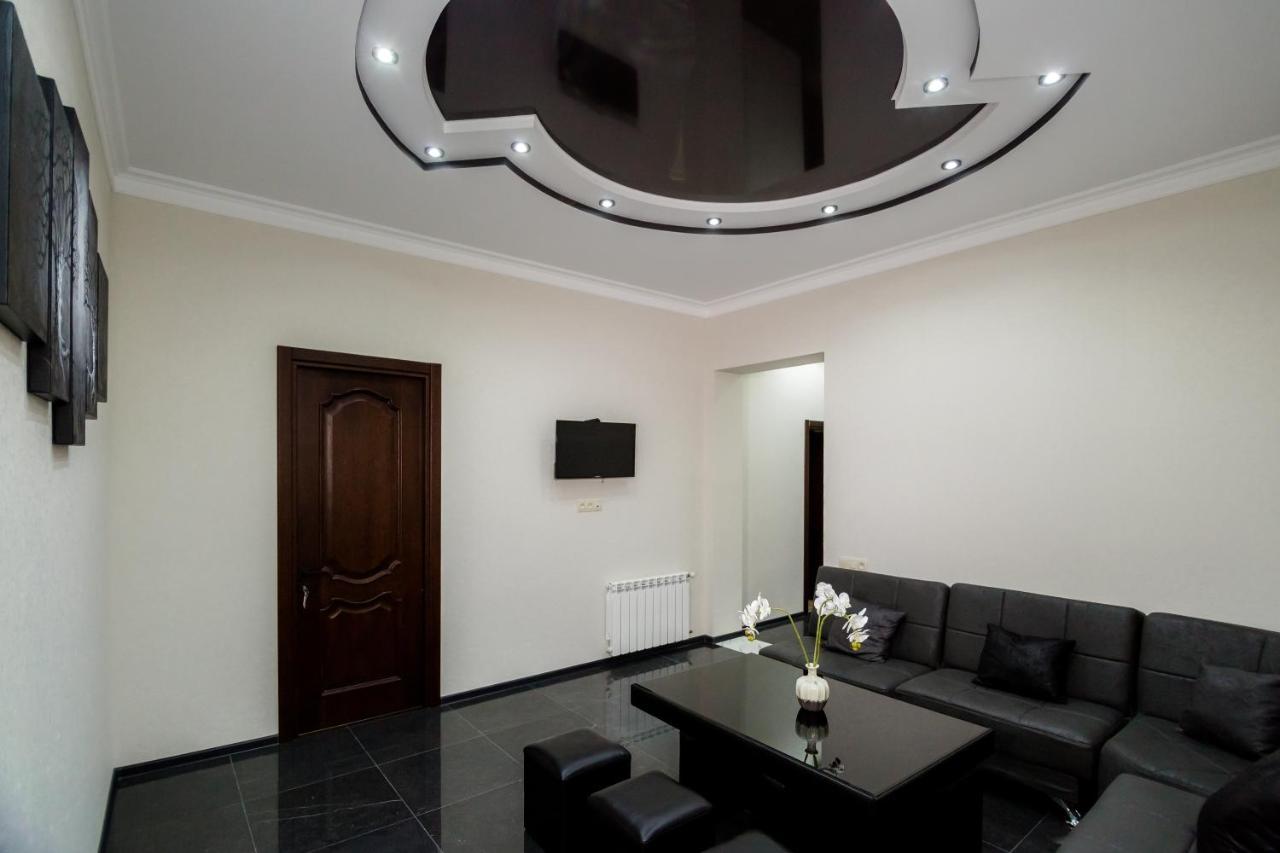 Star Hotel Тбілісі Екстер'єр фото