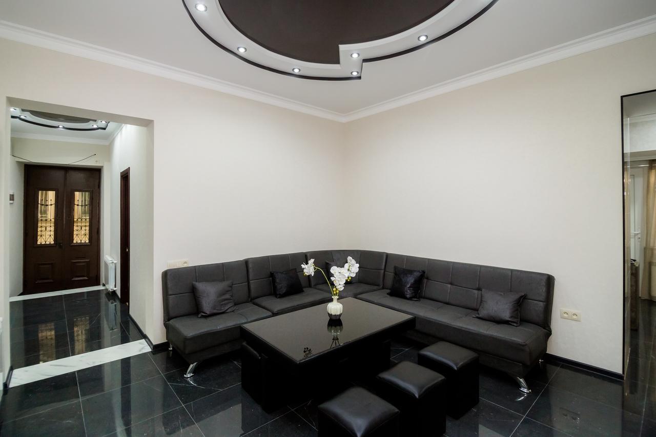 Star Hotel Тбілісі Екстер'єр фото