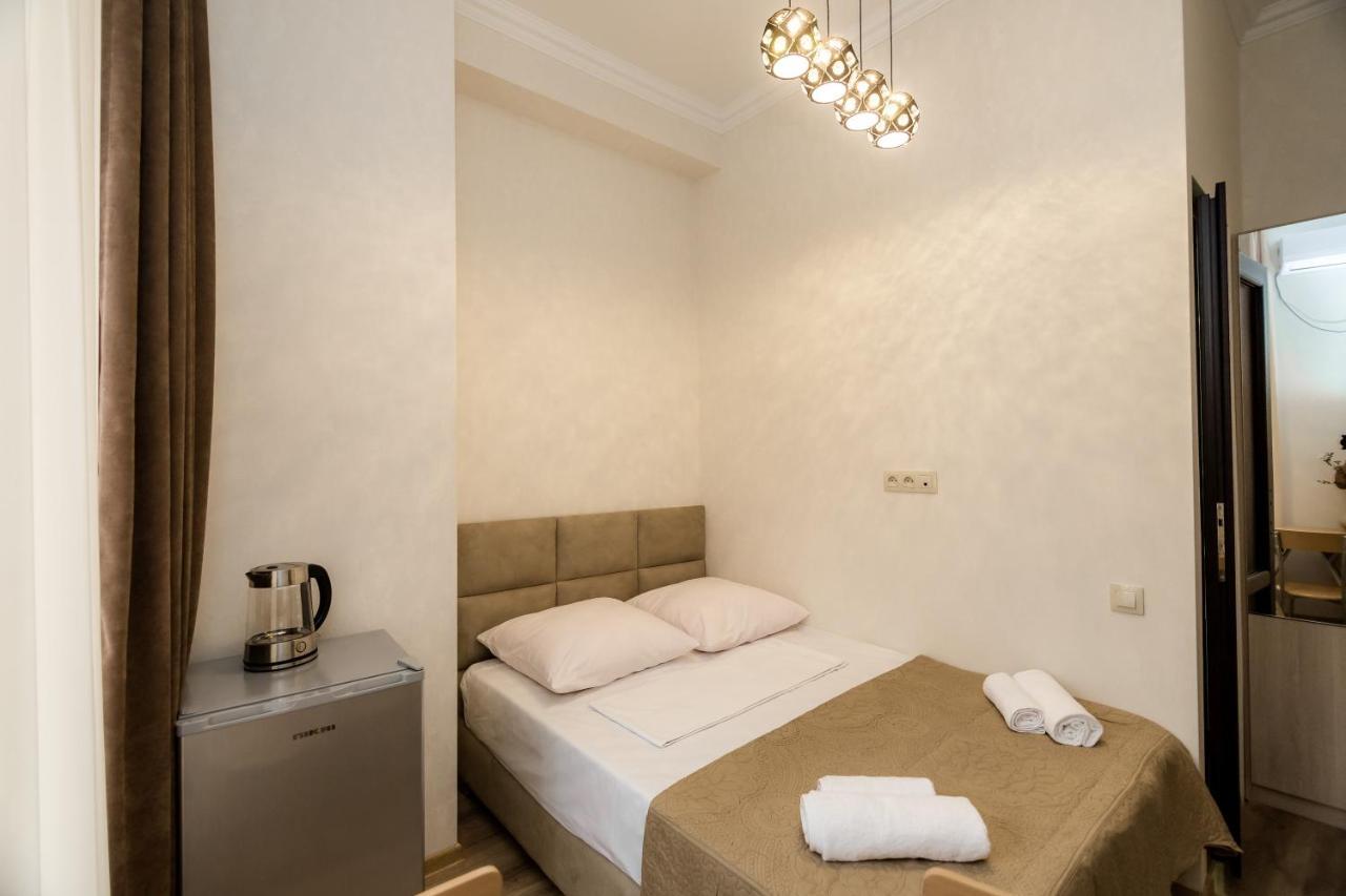 Star Hotel Тбілісі Екстер'єр фото