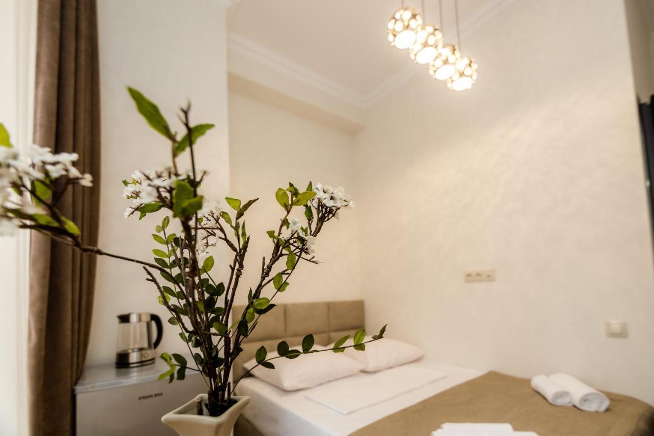 Star Hotel Тбілісі Екстер'єр фото