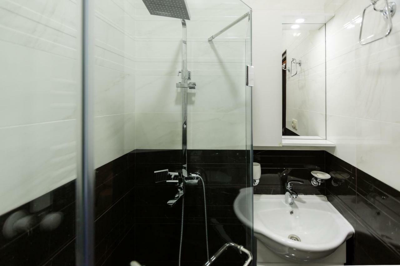 Star Hotel Тбілісі Екстер'єр фото